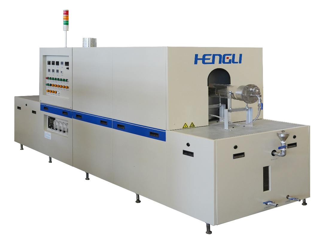Industrial tube furnace for controlled-atmosphere and vacuum thermal processing