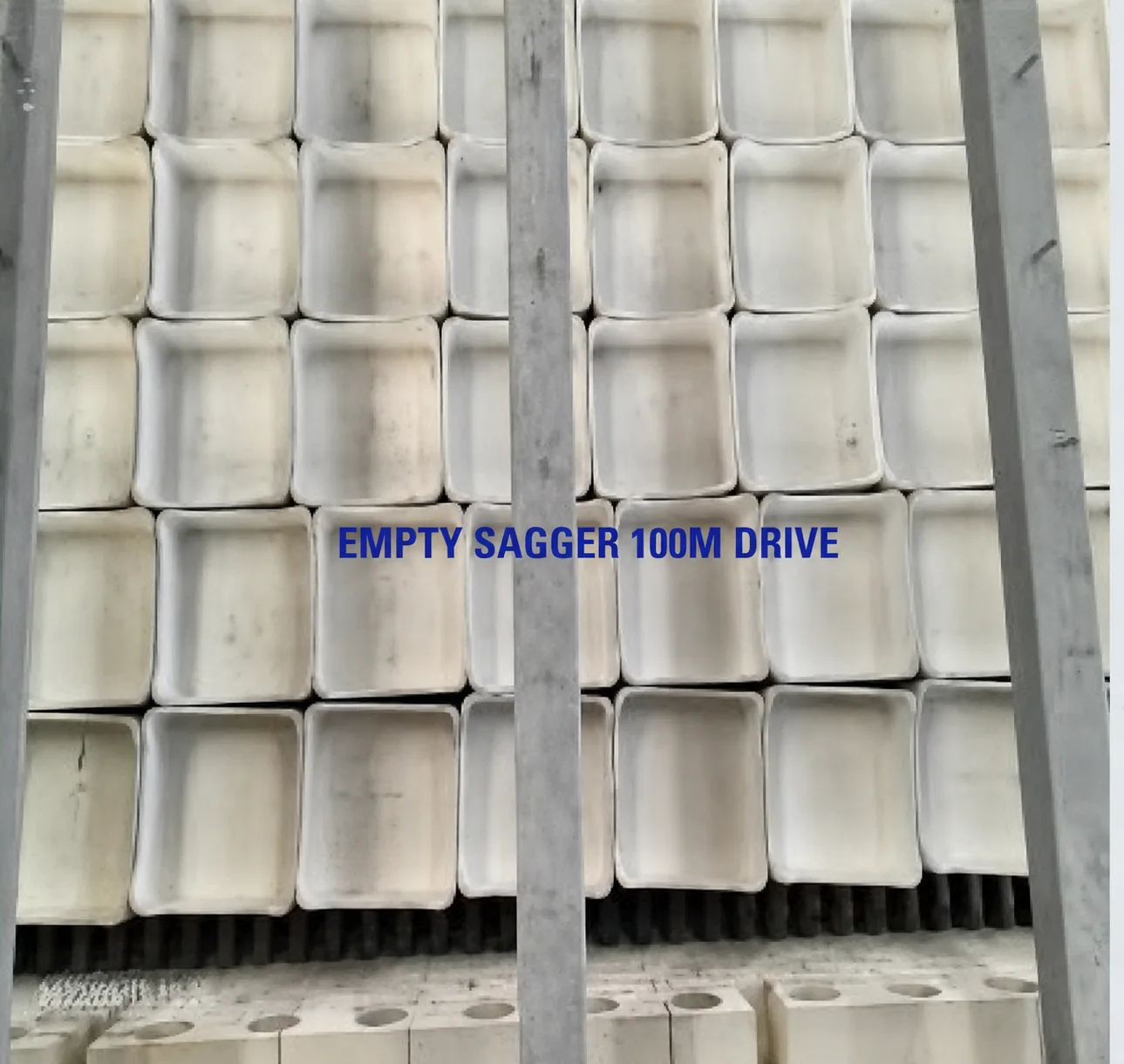 One-hundred-meter empty sagger transport test using synchronized roller drives